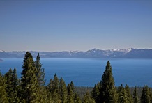 RedAwning Panoramic Lake & Mountain Escape